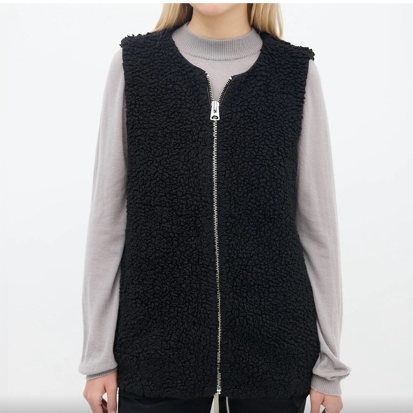 Wilfred Chateau Vest - Picture 2 of 6